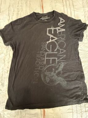 American Eagle Outfitters junior Charcoal Graphic Tee